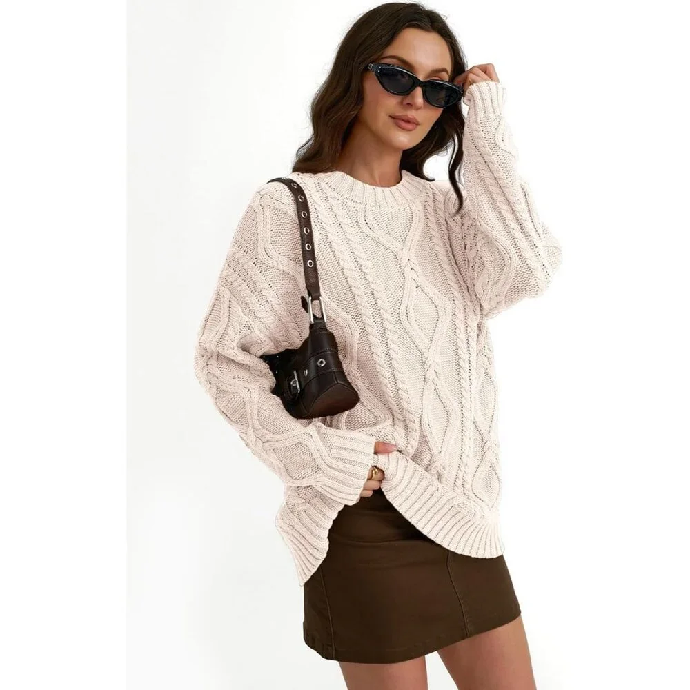 Women’s Oversized Cable Knit Crewneck Sweaters for Fall and Winter Fashion - Picture 5 of 5